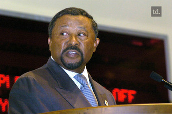 Jean Ping affirme être le nouveau président gabonais 