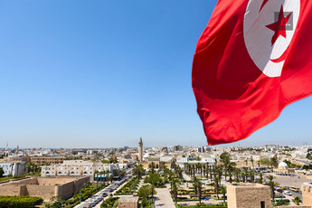 Tunisie : les députés désavouent le gouvernement 