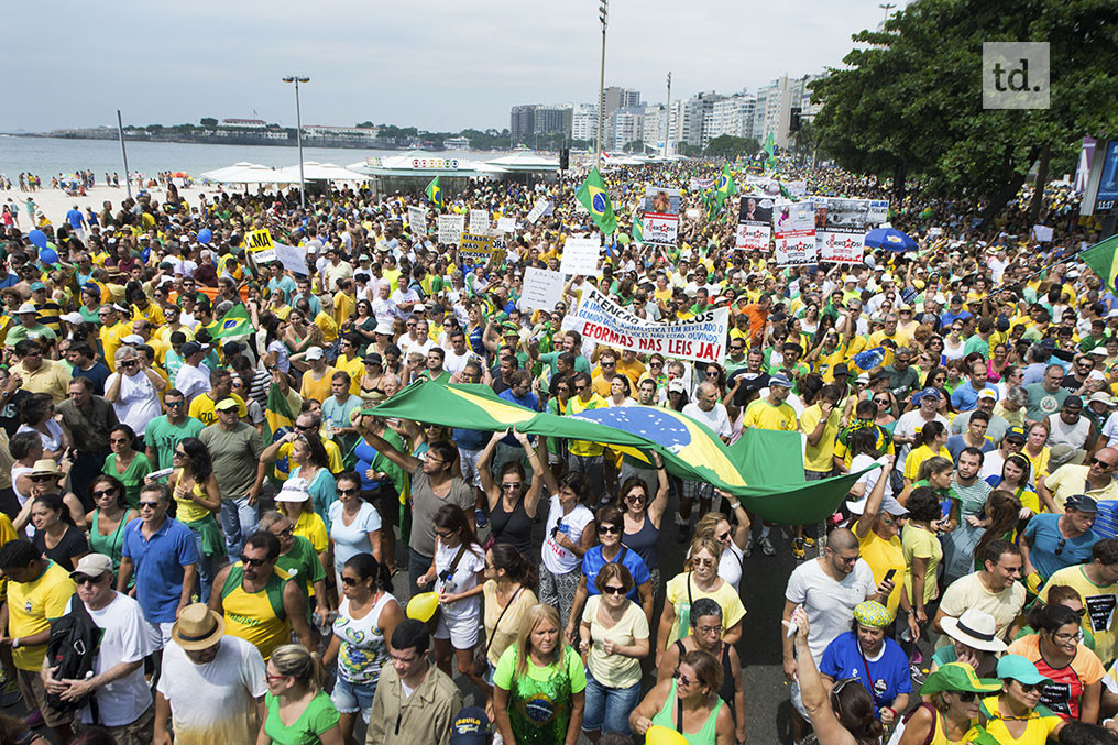 Brésil : un million de manifestants contre Dilma Rousseff