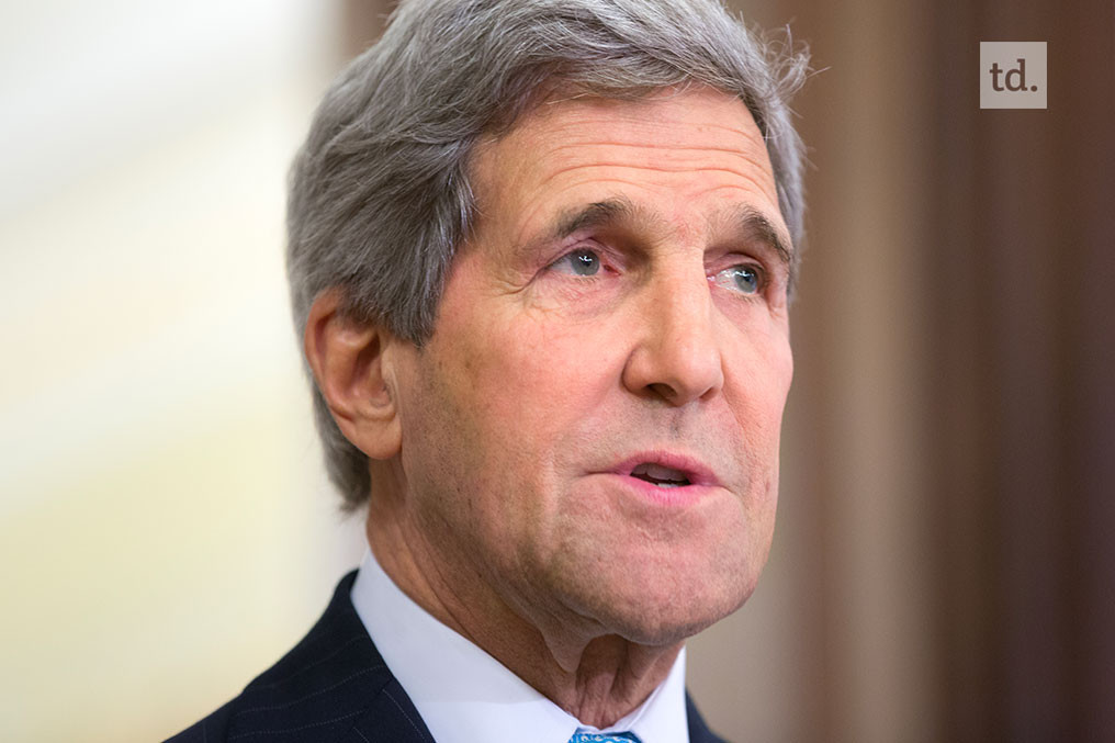 Iran : Kerry critique Trump 