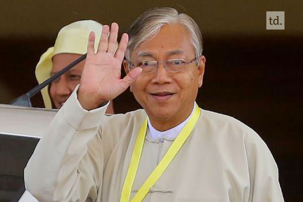 Birmanie : le nouveau président a prêté serment 