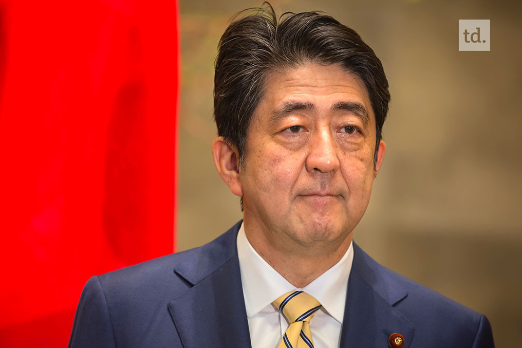 Japon : Troisième mandat assuré pour Shinzo Abe