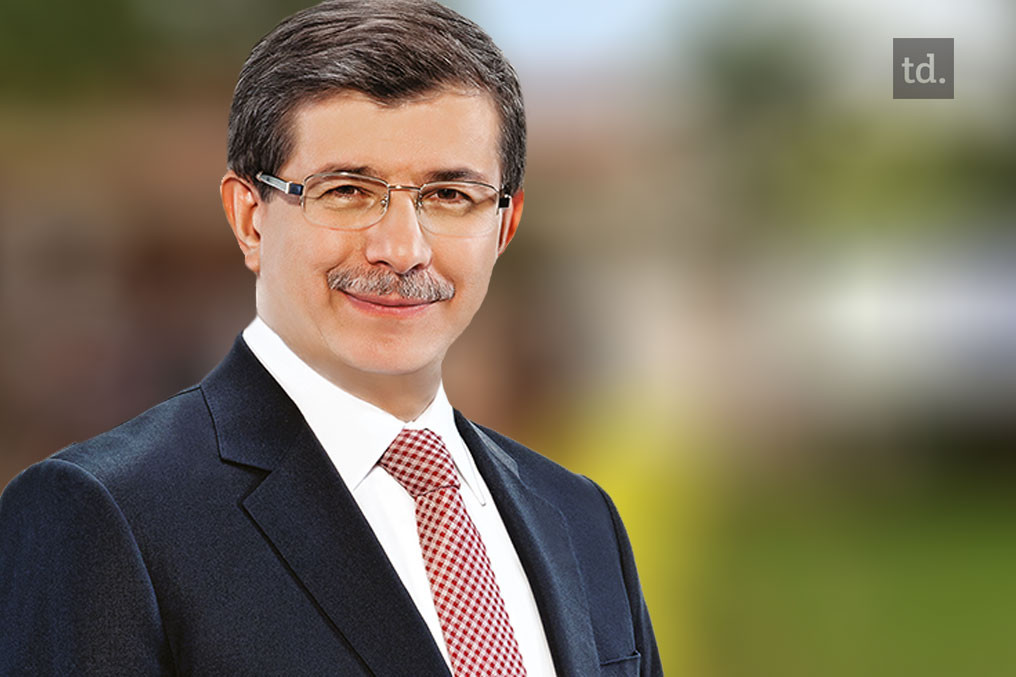 Turquie : l'AKP cherche à constituer une coalition