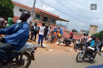 Mutinerie en Côte d'Ivoire 