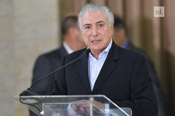 Brésil : Temer nie en bloc 