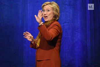 Primaires US : Trump gagne, Clinton trébuche