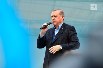 Erdogan prend la défense du Qatar