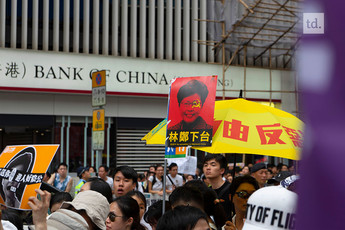 Hong Kong : les manifestants ciblent la Bank of China 