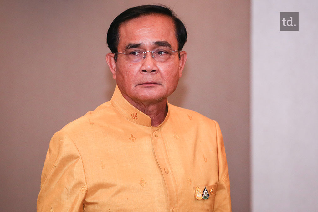 Thaïlande : le chef de la junte élu Premier ministre 