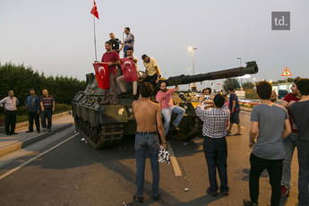 Turquie : l'armée tente de rassurer 