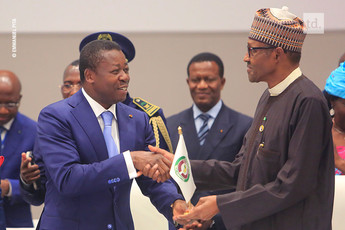 Muhammadu Buhari succède à Faure Gnassingbé