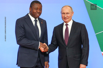 Vladimir Poutine s'entretient avec le président togolais 