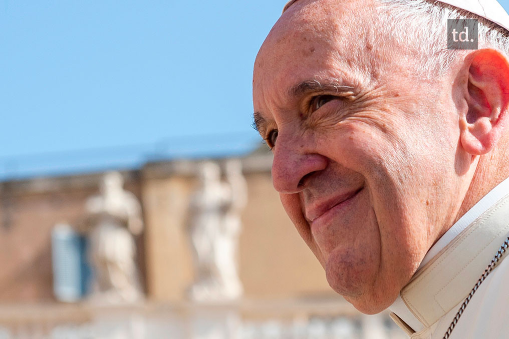 Antisémitisme : le pape appelle à la vigilance 