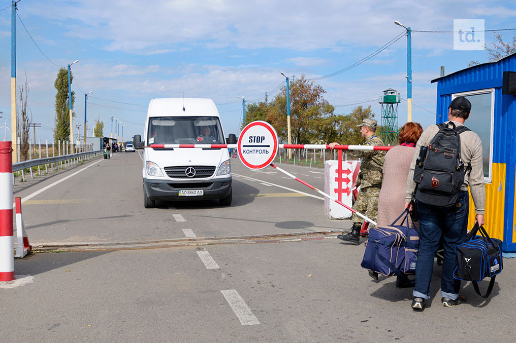 L'Ukraine limite l'accès à son territoire 