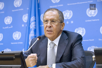 Lavrov dénonce l'interventionnisme militaire américain