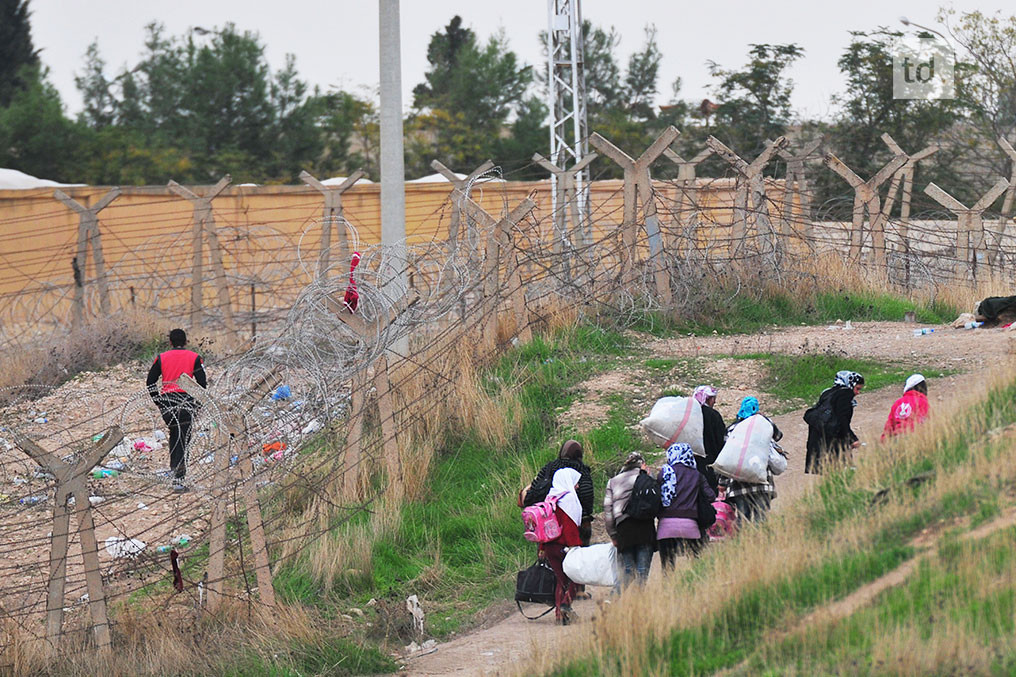 Les Kurdes syriens fuient devant l'avance des jihadistes