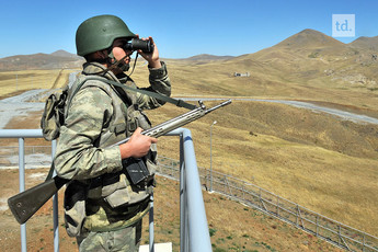 Un soldat turc tué à la frontière syrienne